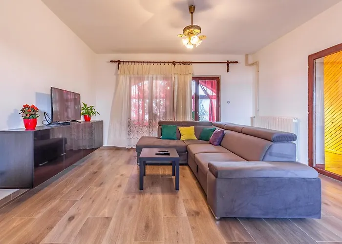 Ruby דירה פולה