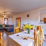 Ruby Apartamento Pula