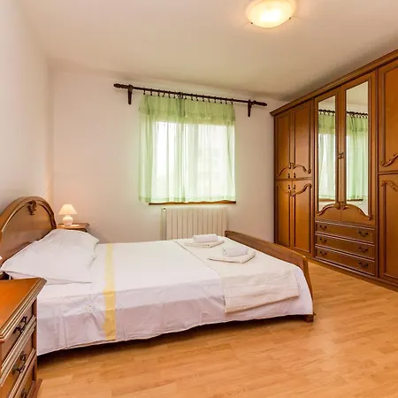 Apartamento Ruby Pula
