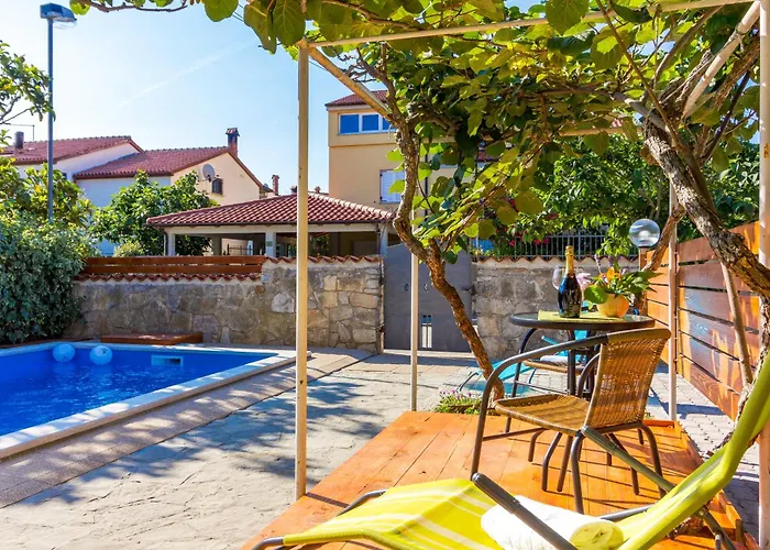 Ruby Апартаменти Пула